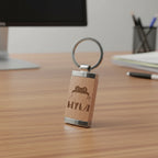 Schlüsselanhänger aus Holz und Metall mit Schlüsselring – elegantes Design, langlebig und handgefertigt. mit firmenlogo