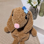 Gehäkelter Kuschelhase aus Chenillegarn – weich, süß & handgemacht - Maloah Handmade Design